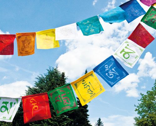Tibetische Gebetsfahnen Om Mani Padme Hum aus Baumwolle 0,8 m - Das Raeucherwerk