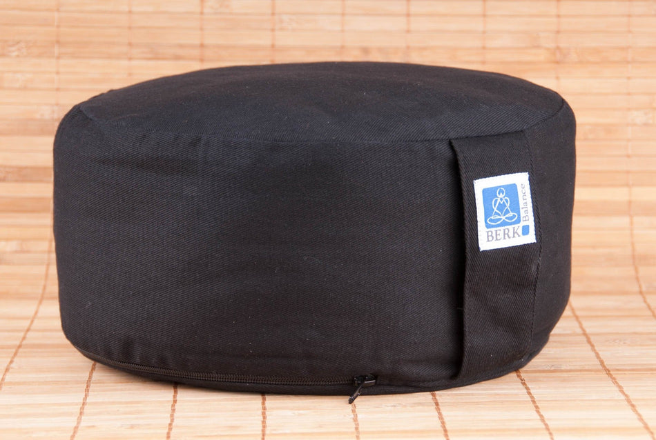 Zen Kissen, schwarz mit Kapok gefüllt 30 x 15 cm - Das Raeucherwerk